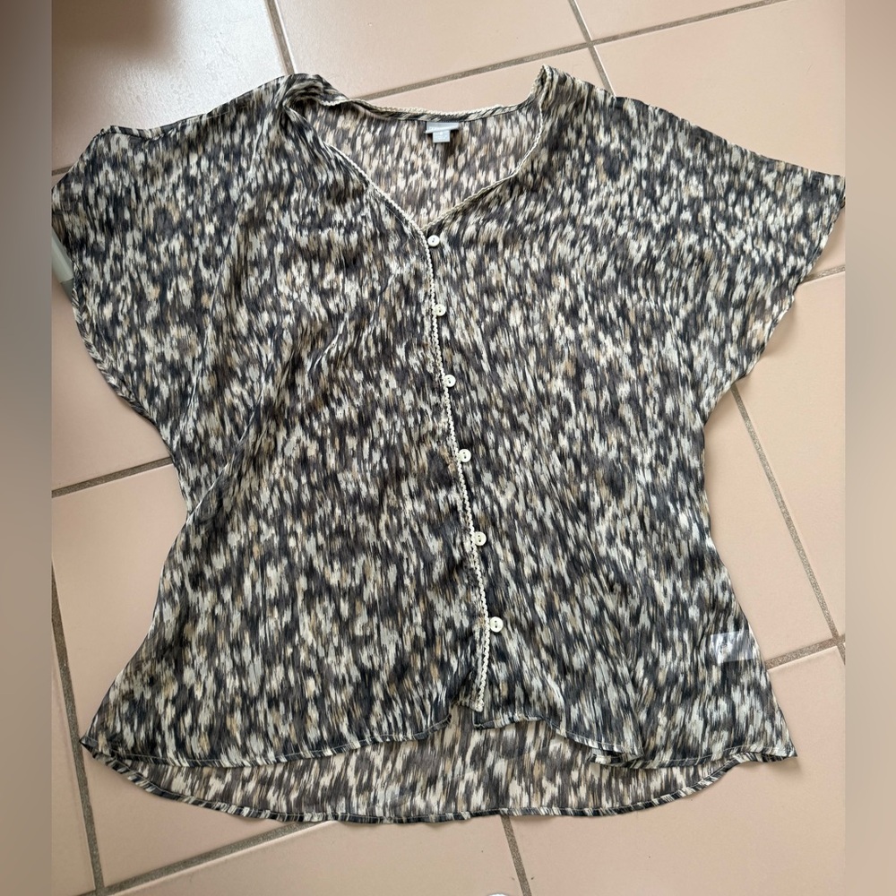 Converse Black and White Patterned Blouse
